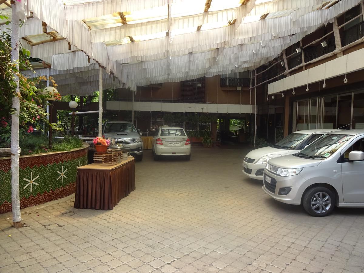 Hotel Chandralok Lonavala Exterior foto